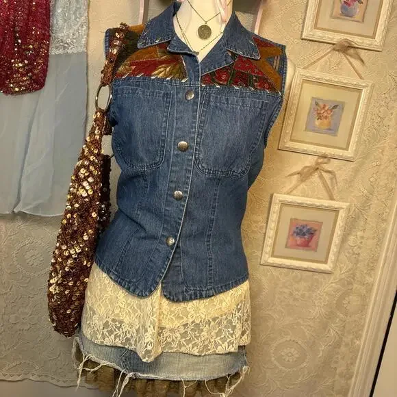 vintage denim embroidered button up vest - Picture 2 of 5